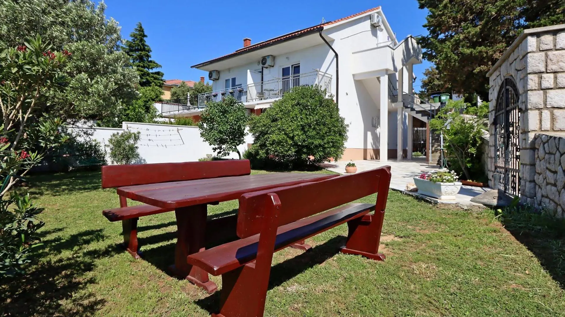 Apartments By The Sea Novi Vinodolski - 19981