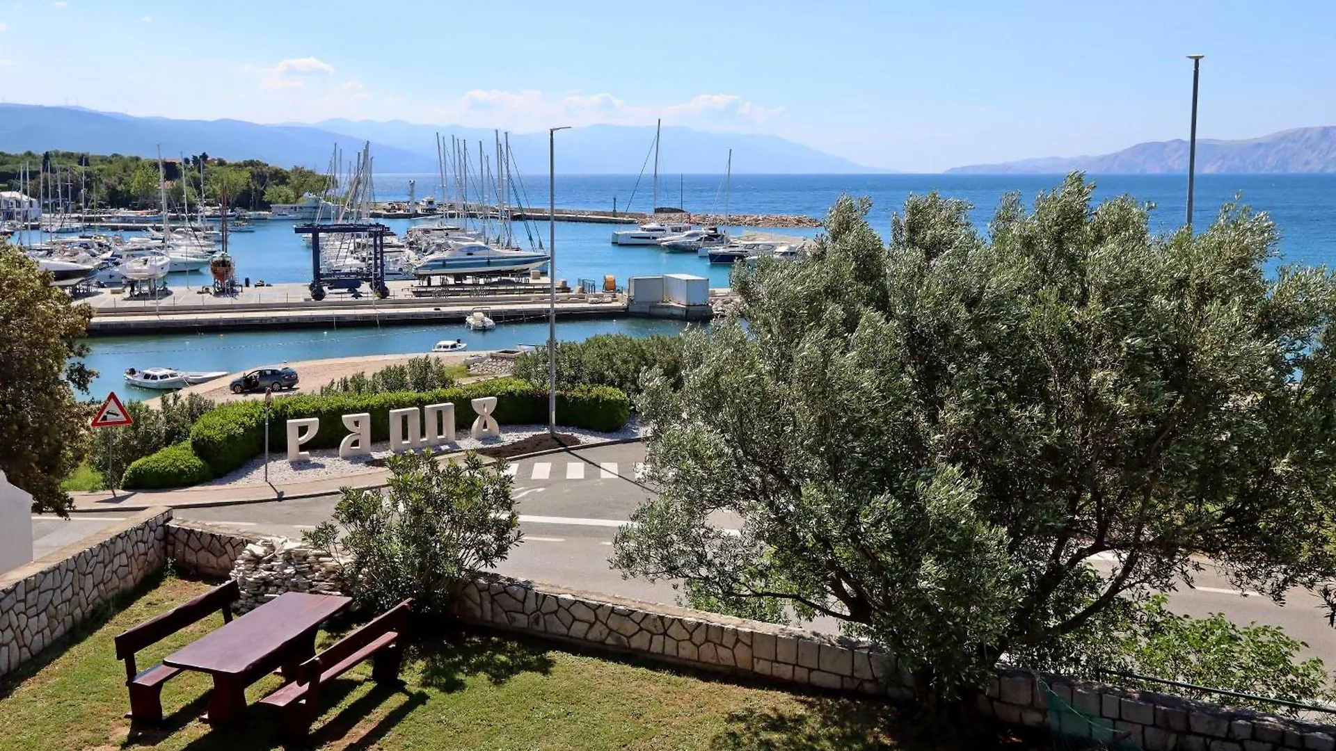 Apartments By The Sea Novi Vinodolski - 19981