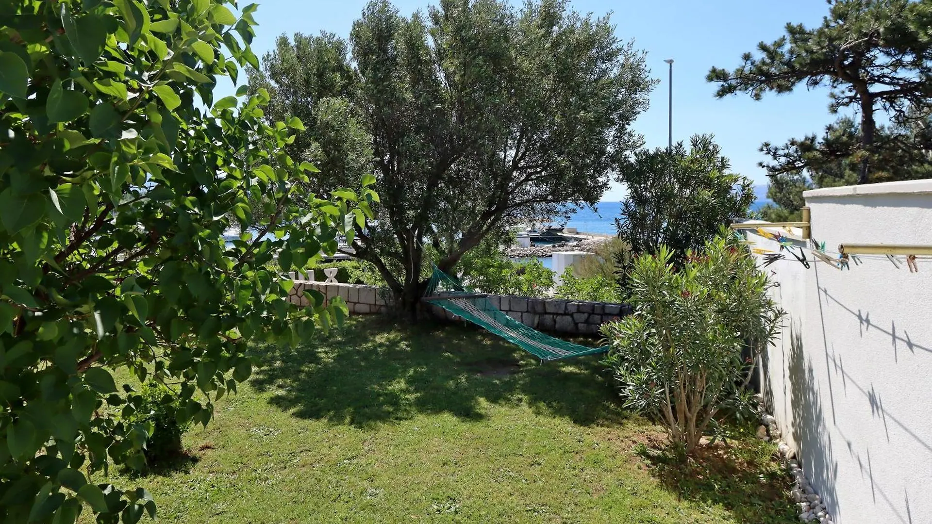 Apartments By The Sea Novi Vinodolski - 19981